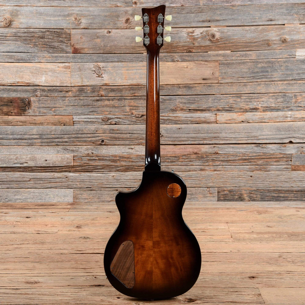 Echopark Downtowner Carved Top Case Study Black Beauty 2018 - View 5 | MusicMarket