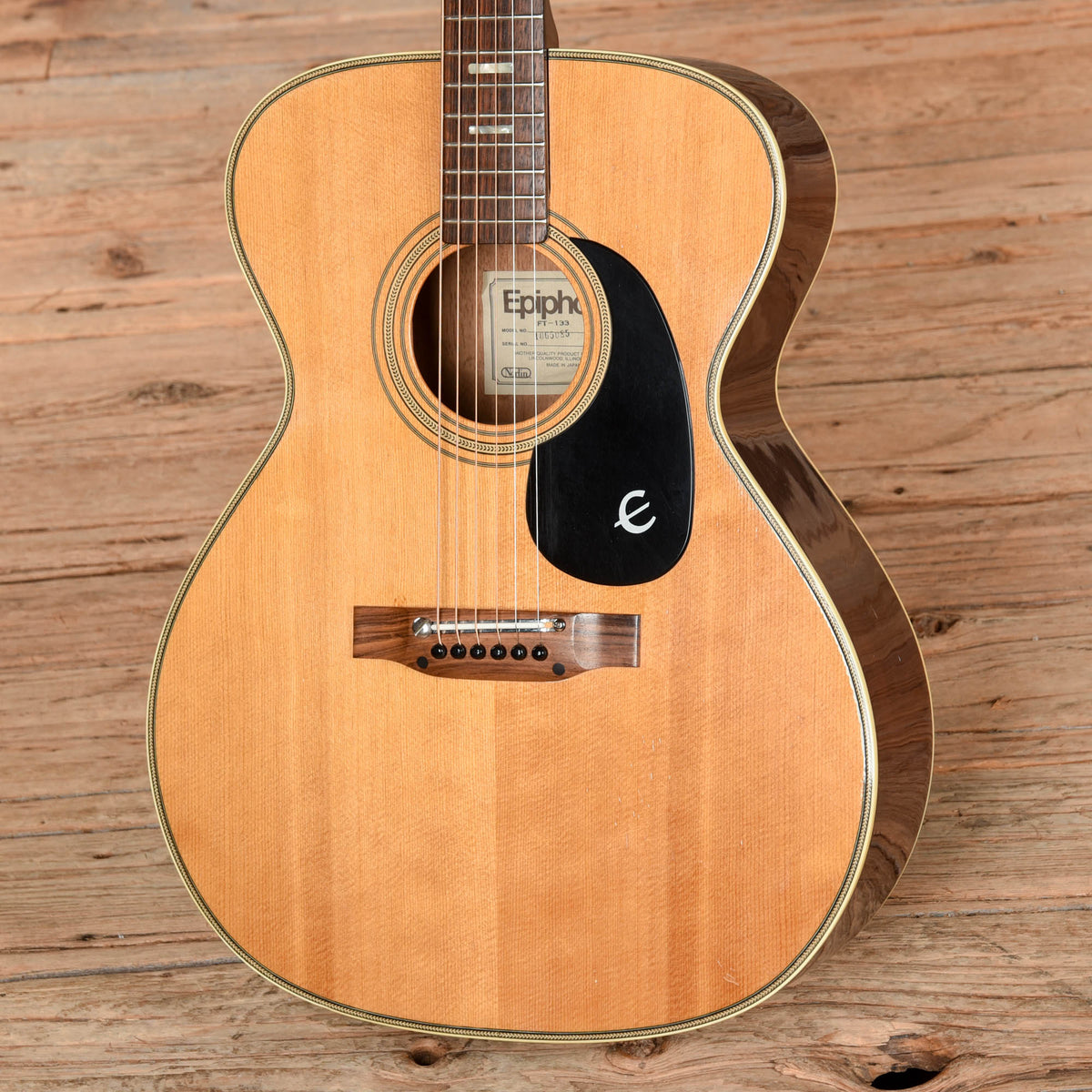 Epiphone FT-133 DeLuxe Natural 1970s - View 2 | MusicMarket