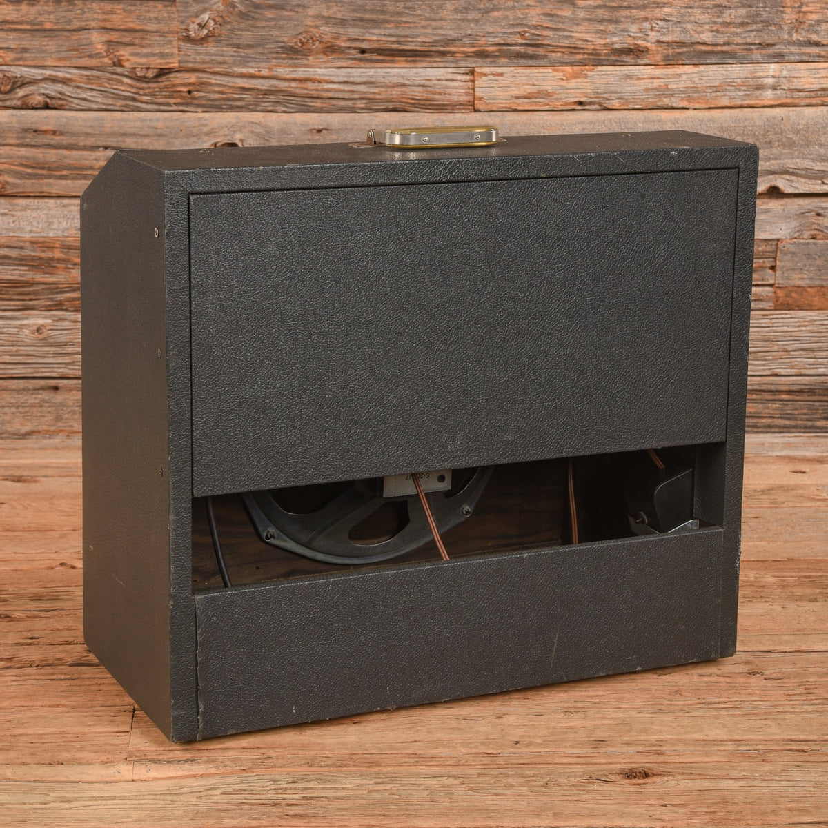 Epiphone EA-35T Devon Tremolo 10-Watt 1x12" Guitar Combo Amp 1965 - View 2 | MusicMarket