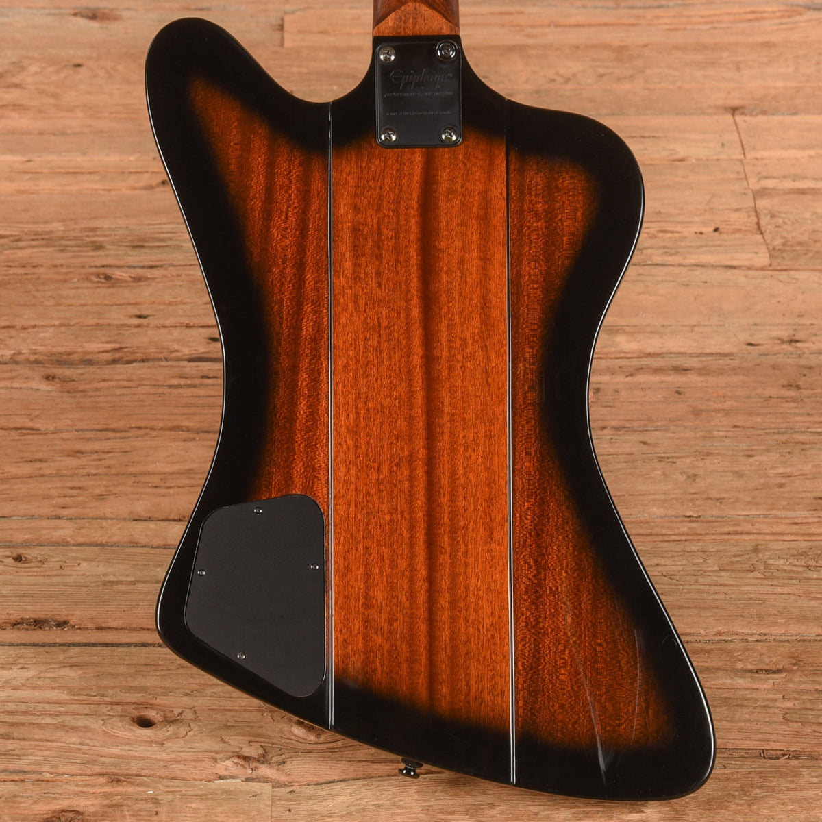 Epiphone Thunderbird Sunburst 2017 - View 3 | MusicMarket