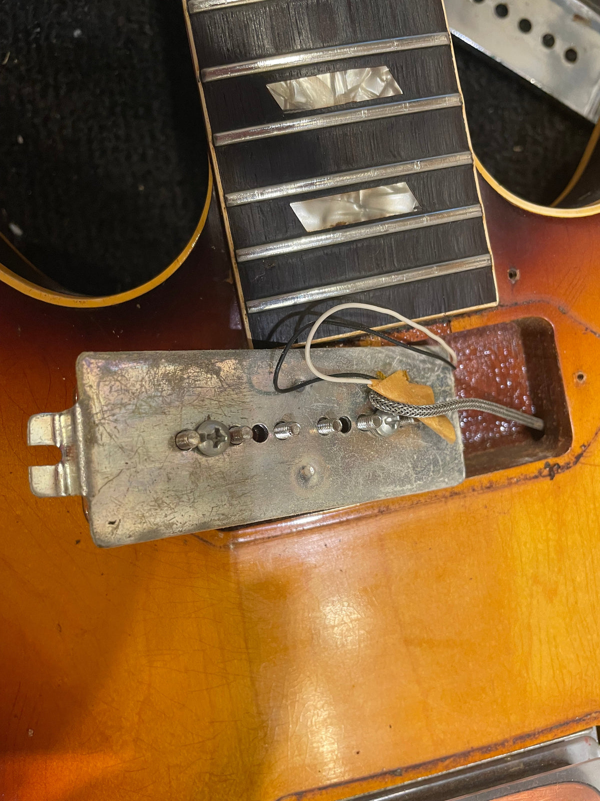 Epiphone Casino Sunburst 1968 - View 11 | MusicMarket