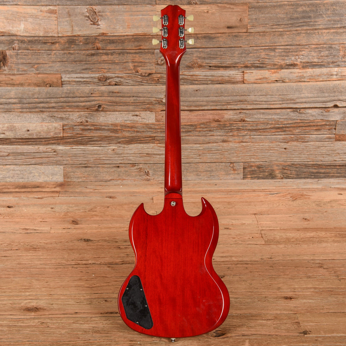 Epiphone SG Standard Cherry Red 2024 - View 3 | MusicMarket