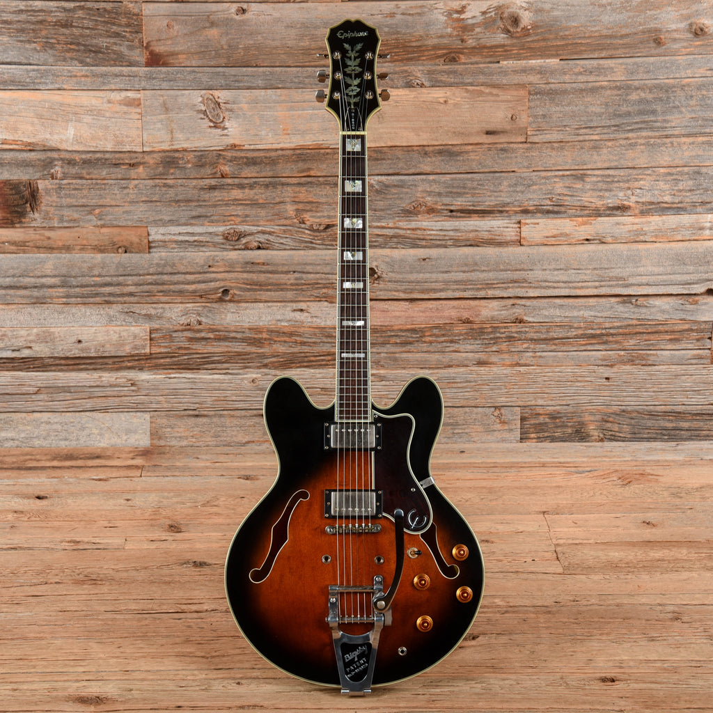 Epiphone Sheraton II Sunburst 2001 - View 4 | MusicMarket