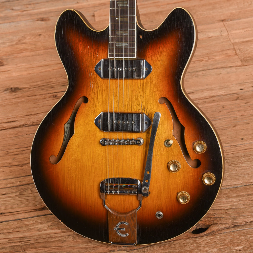 Epiphone Casino E230TD Sunburst 1966 - View 2 | MusicMarket