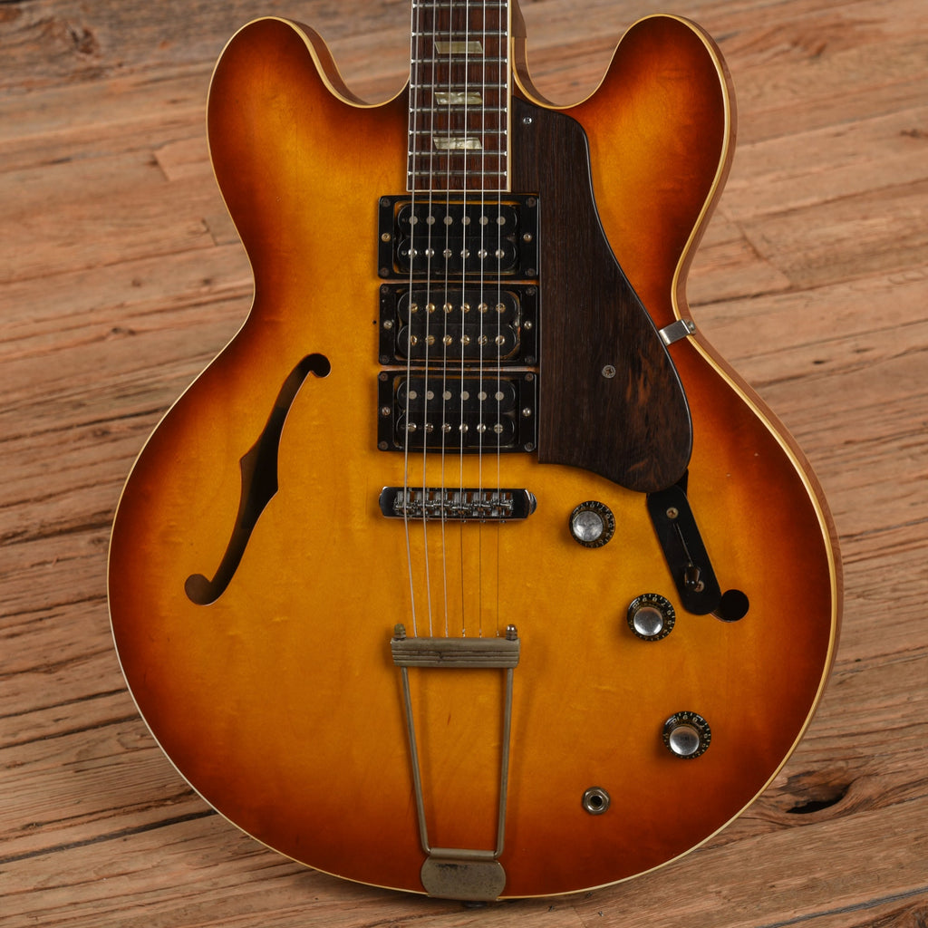 Epiphone Casino (Modified 3 Humbuckers) Sunburst 1960s - View 2 | MusicMarket
