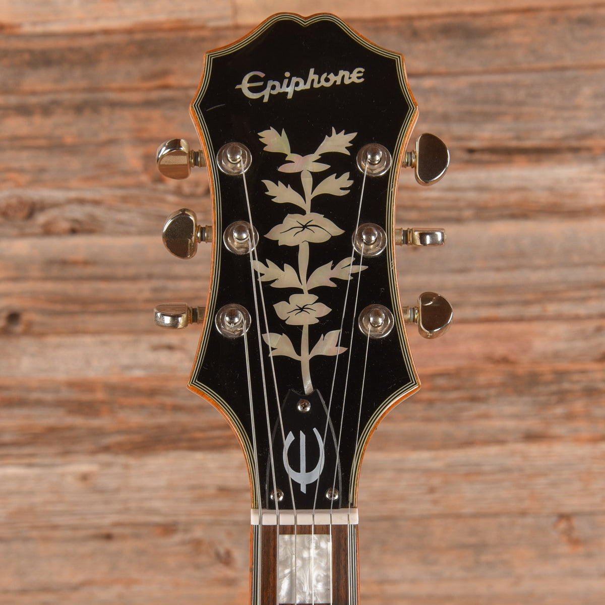 Epiphone Emperor Swingster Royale Pearl White 2012 - View 6 | MusicMarket