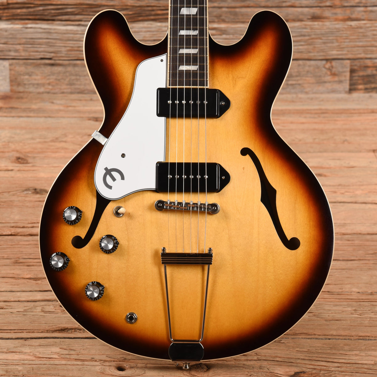Epiphone USA Casino Vintage Burst 2022 LEFTY - MusicMarket