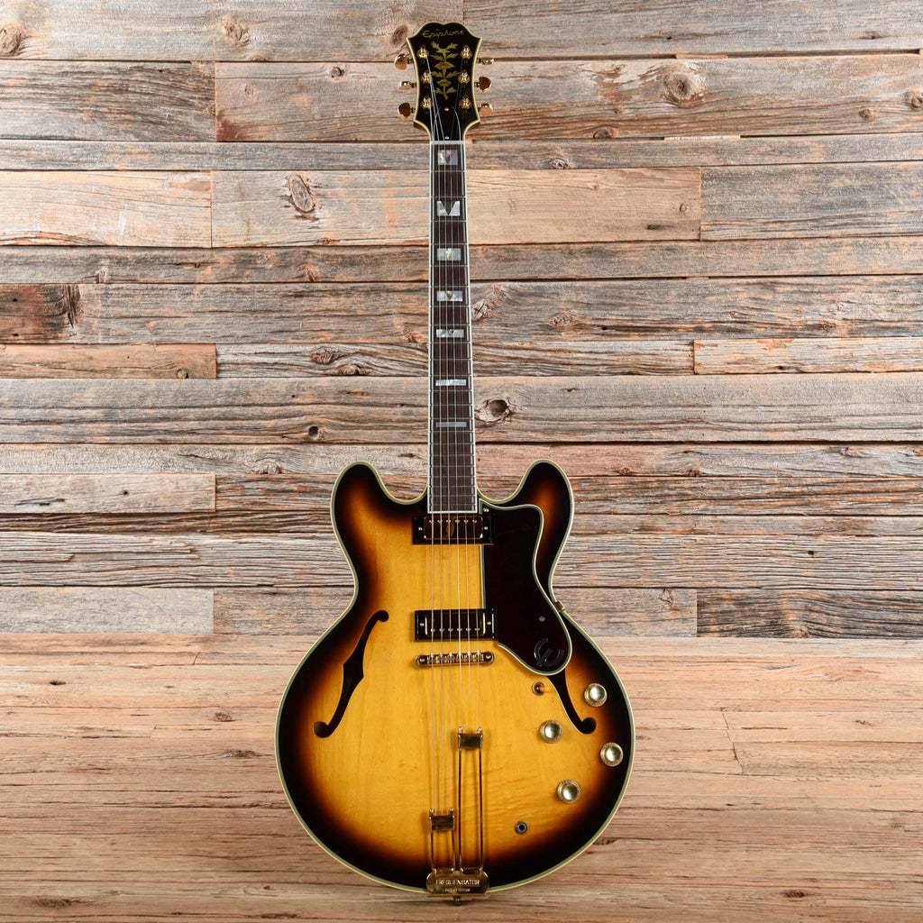 Epiphone '62 Sheraton Reissue Sunburst 1996 - View 4 | MusicMarket