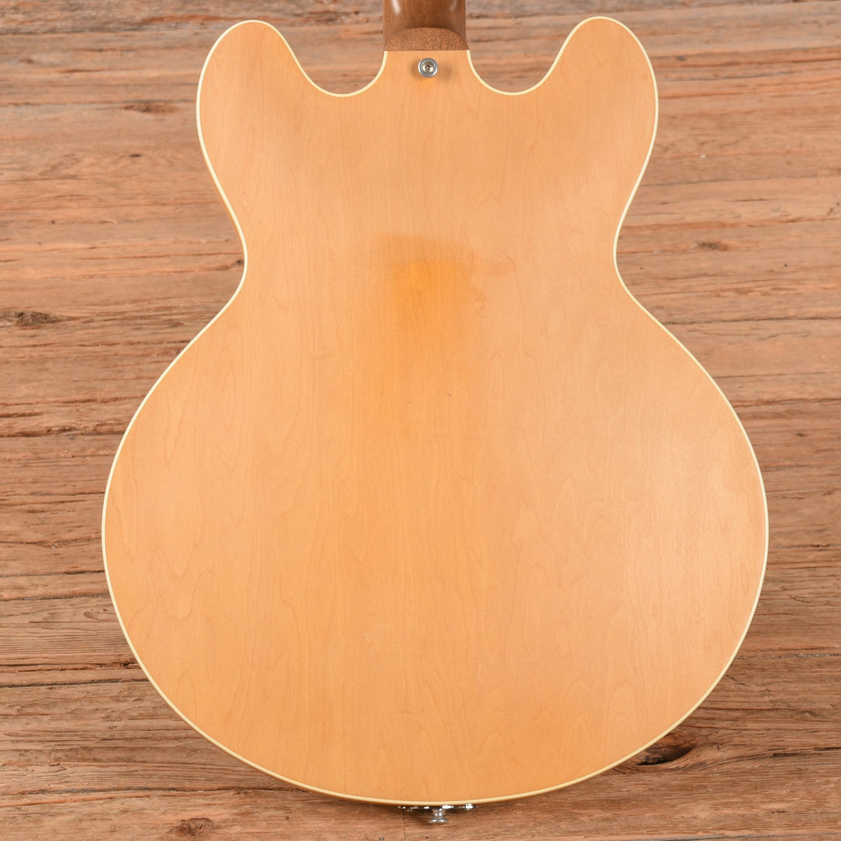 Epiphone '68 Revolution Casino Natural - View 3 | MusicMarket