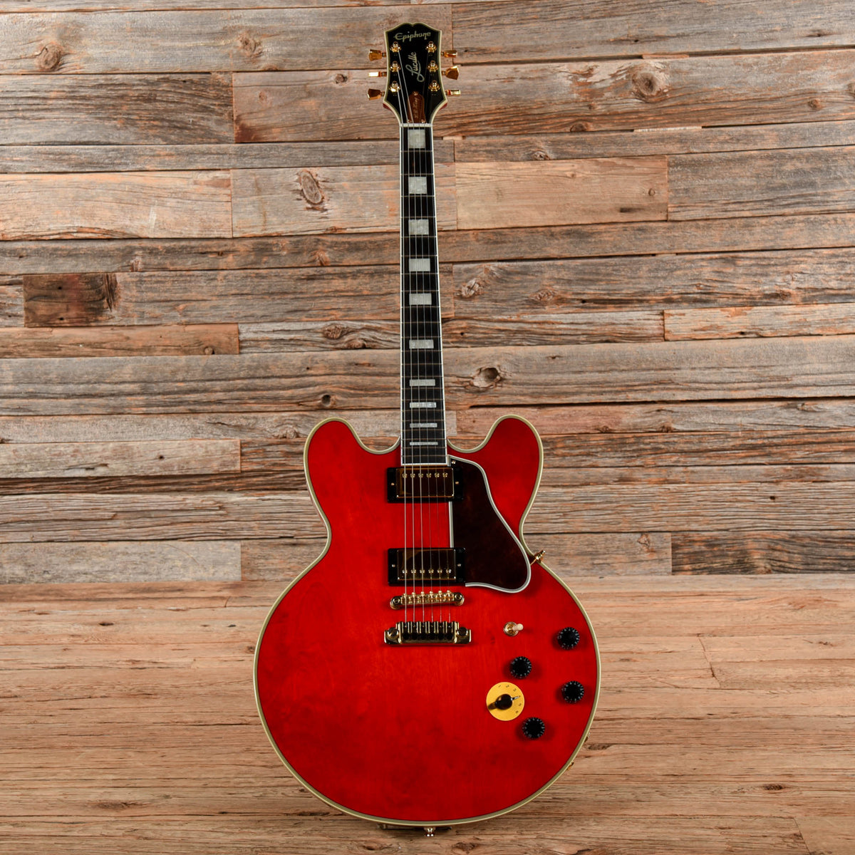 Epiphone B.B. King Lucille Cherry 2021 - View 4 | MusicMarket