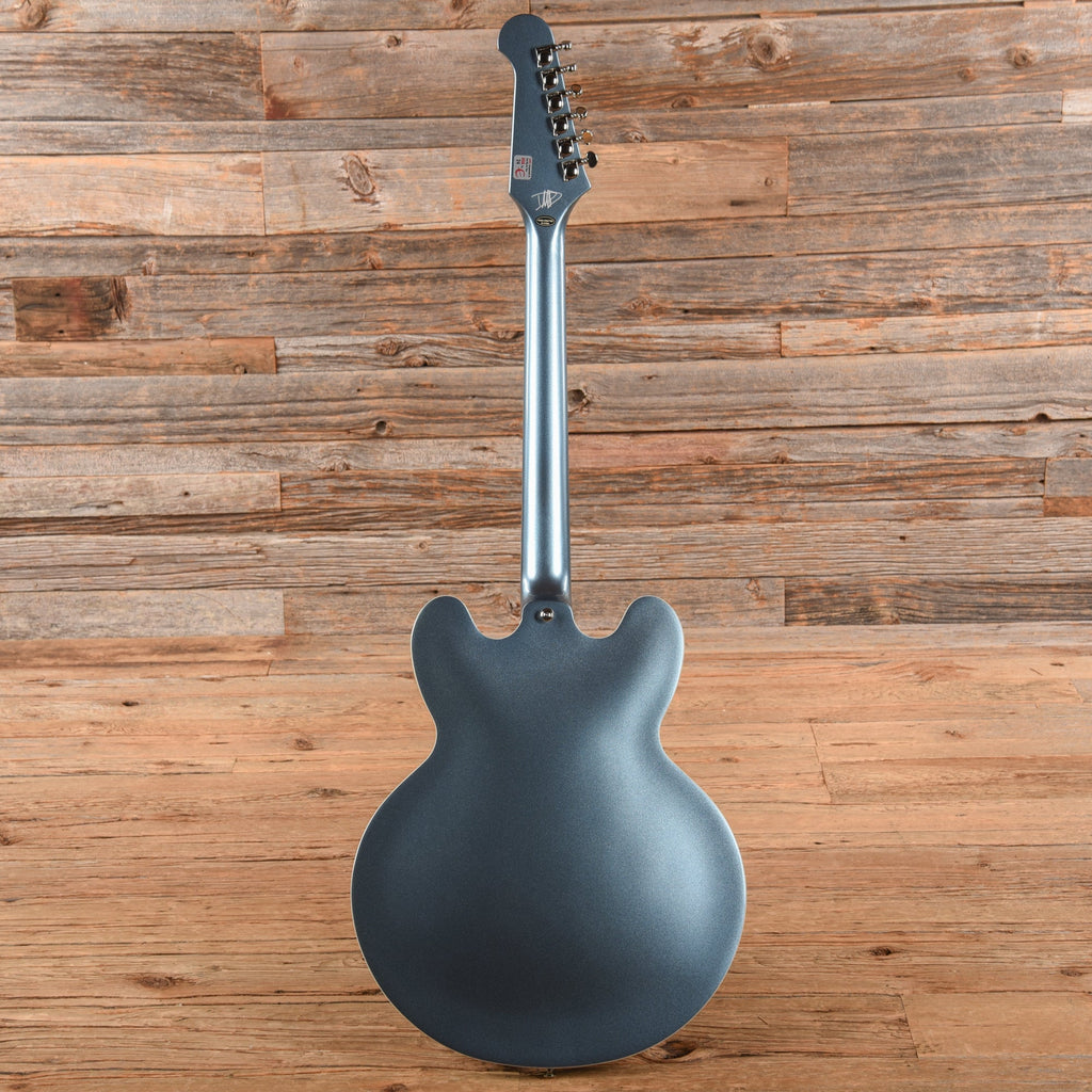 Epiphone Dave Grohl Signature DG-335 Pelham Blue 2024 - View 5 | MusicMarket