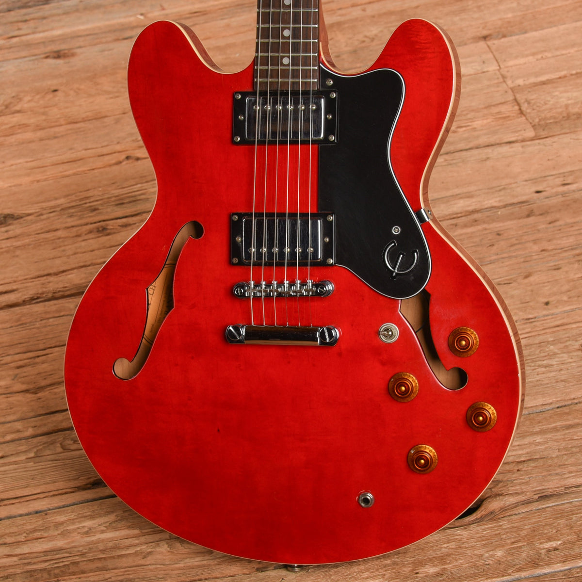 Epiphone Dot Cherry 2002 - View 2 | MusicMarket