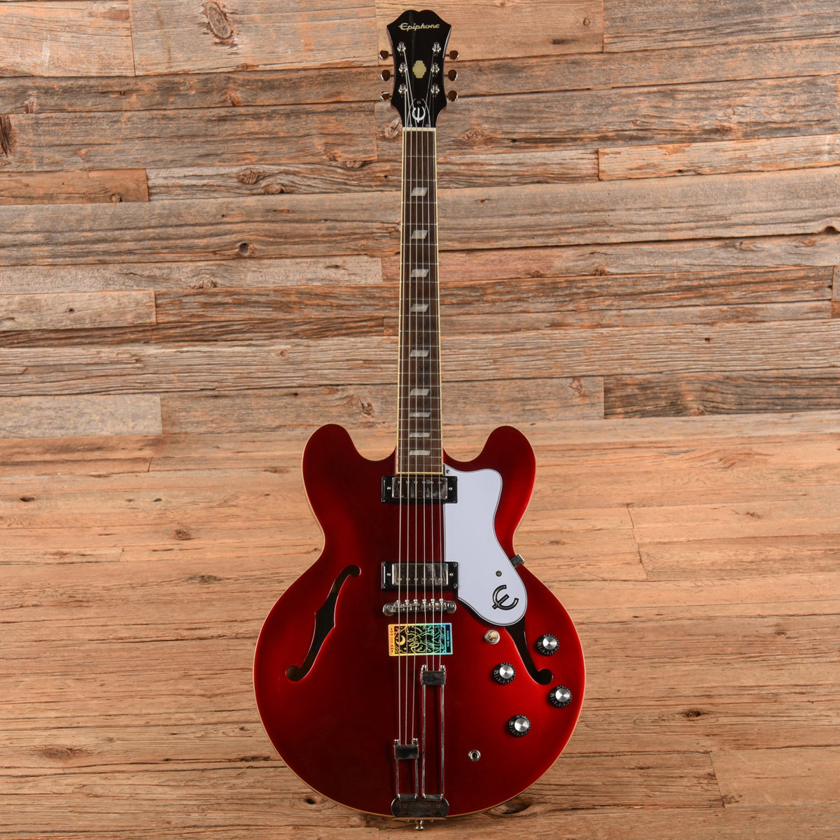 Epiphone E360TD Riviera Sparkling Burgundy 2020 - View 4 | MusicMarket