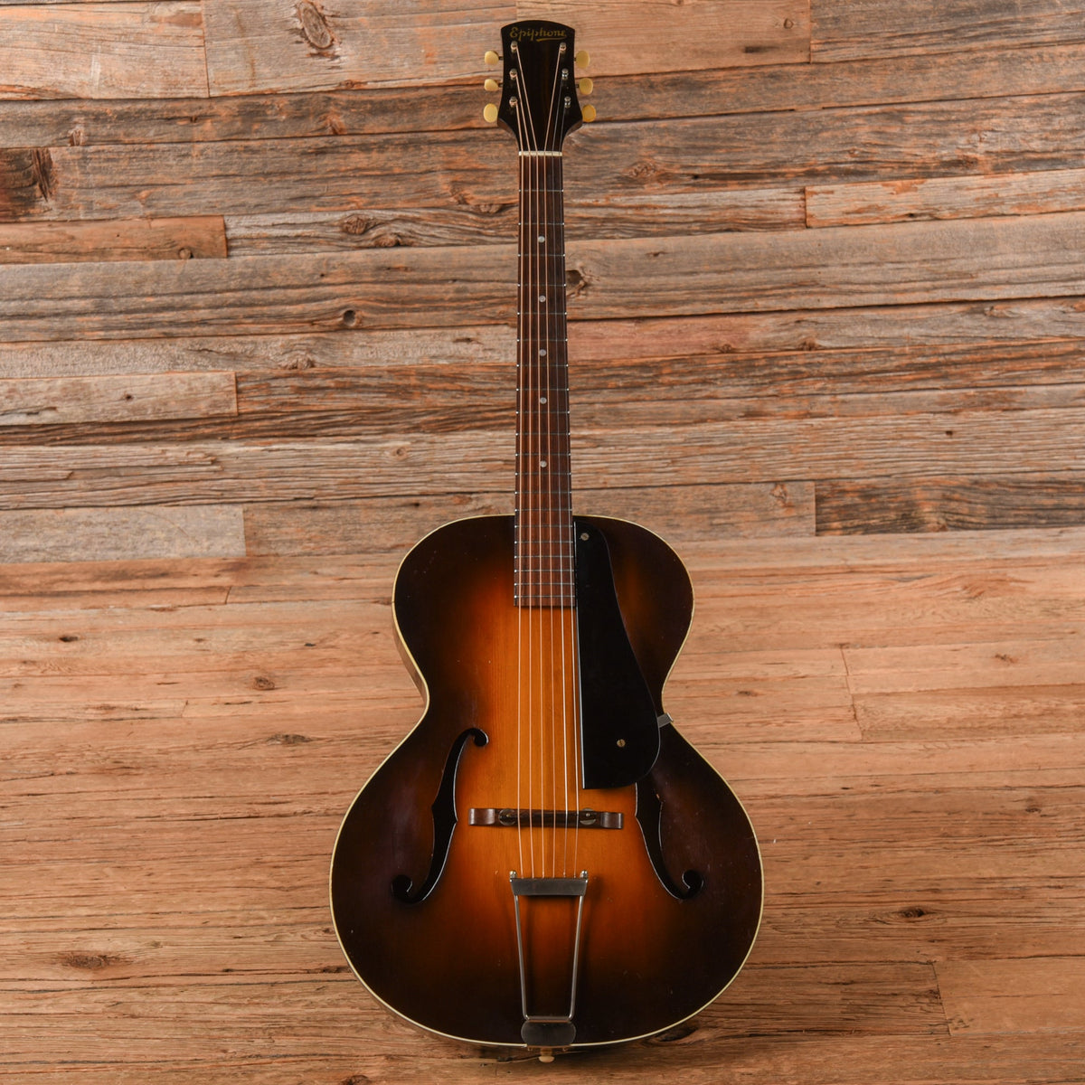 Epiphone Olympic Sunburst 1938 - View 4 | MusicMarket