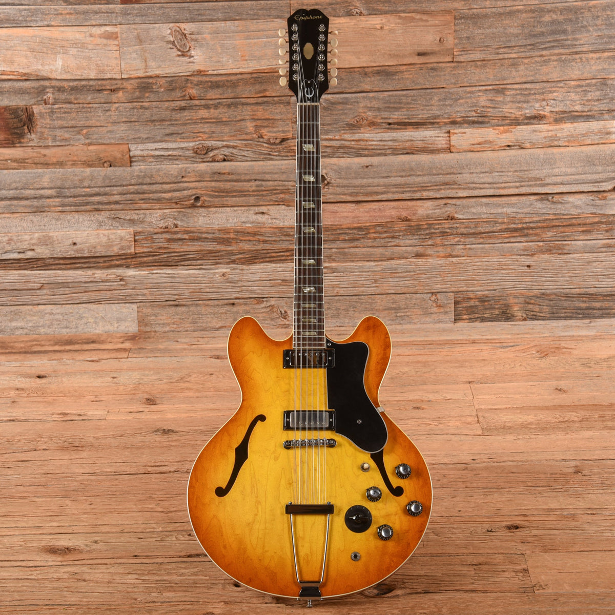 Epiphone Riviera E360TD-12 Sunburst 1968 - View 4 | MusicMarket
