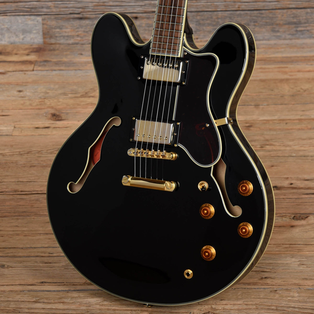 Epiphone Sheraton Black 2005 - View 2 | MusicMarket