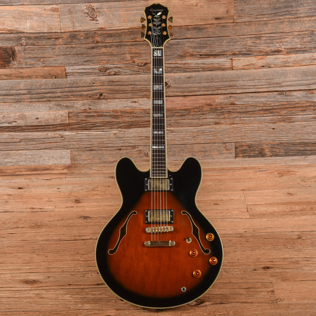 Epiphone Sheraton II Sunburst 1994 - View 4 | MusicMarket