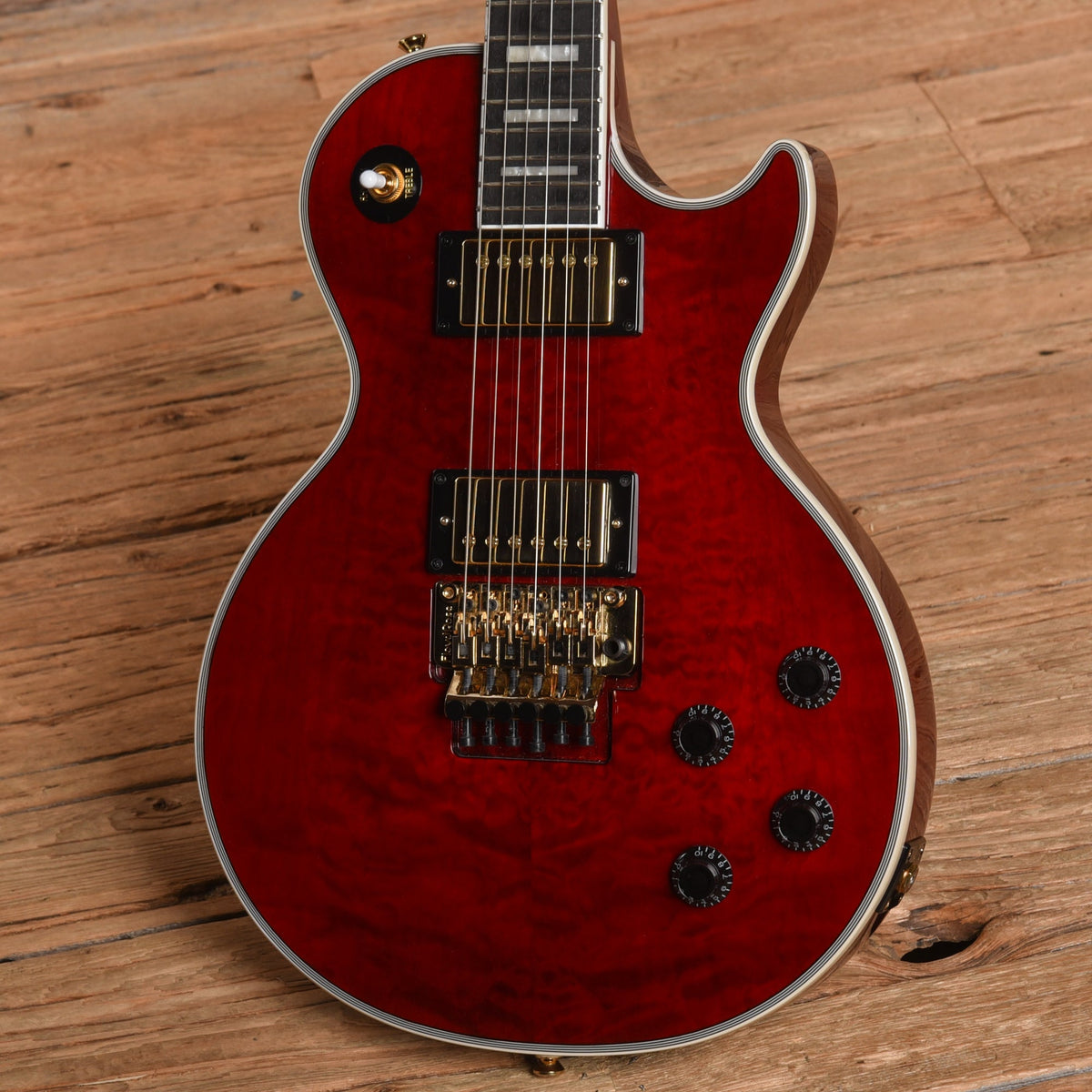 Epiphone Alex Lifeson Les Paul Custom Axcess Ruby 2022 - View 2 | MusicMarket