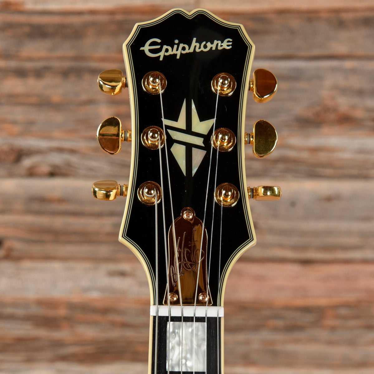 Epiphone Bjorn Gelotte Signature "Jotun" Les Paul Custom White 2017 - View 6 | MusicMarket