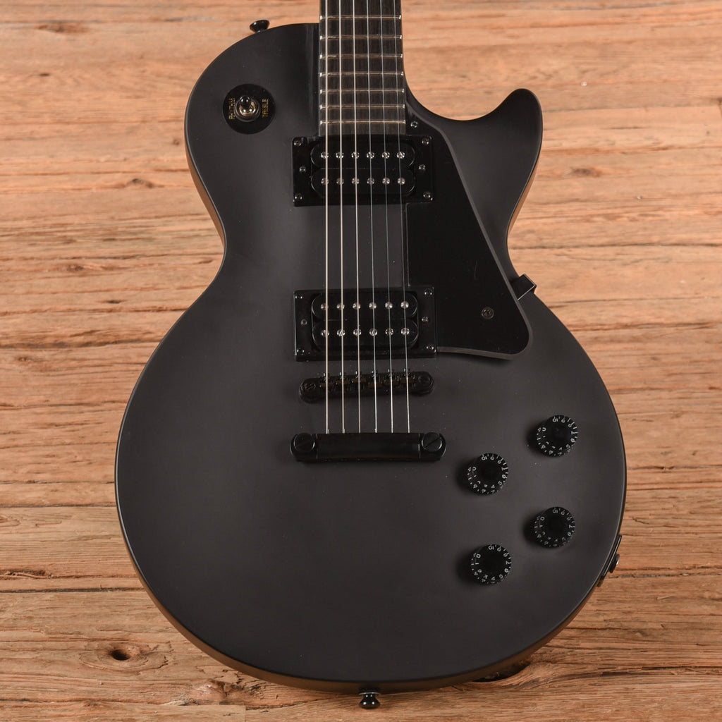 Epiphone Goth Les Paul Studio Satin Black 2017 - MusicMarket