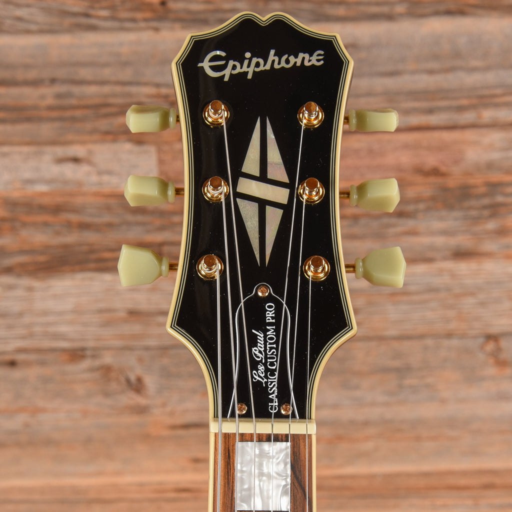 Epiphone Les Paul Classic Custom Pro Ebony 2017 - View 6 | MusicMarket