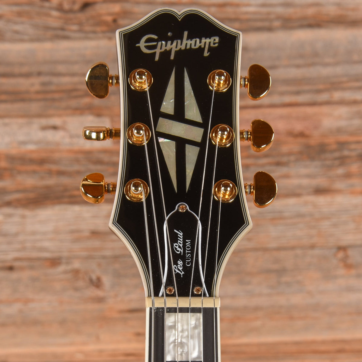 Epiphone Les Paul Custom Blackback Pro Antique Ivory 2021 - View 6 | MusicMarket