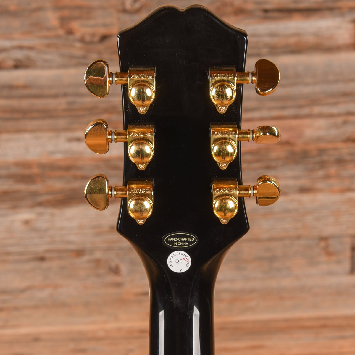 Epiphone Les Paul Custom Blackback Pro Antique Ivory 2021 - View 7 | MusicMarket