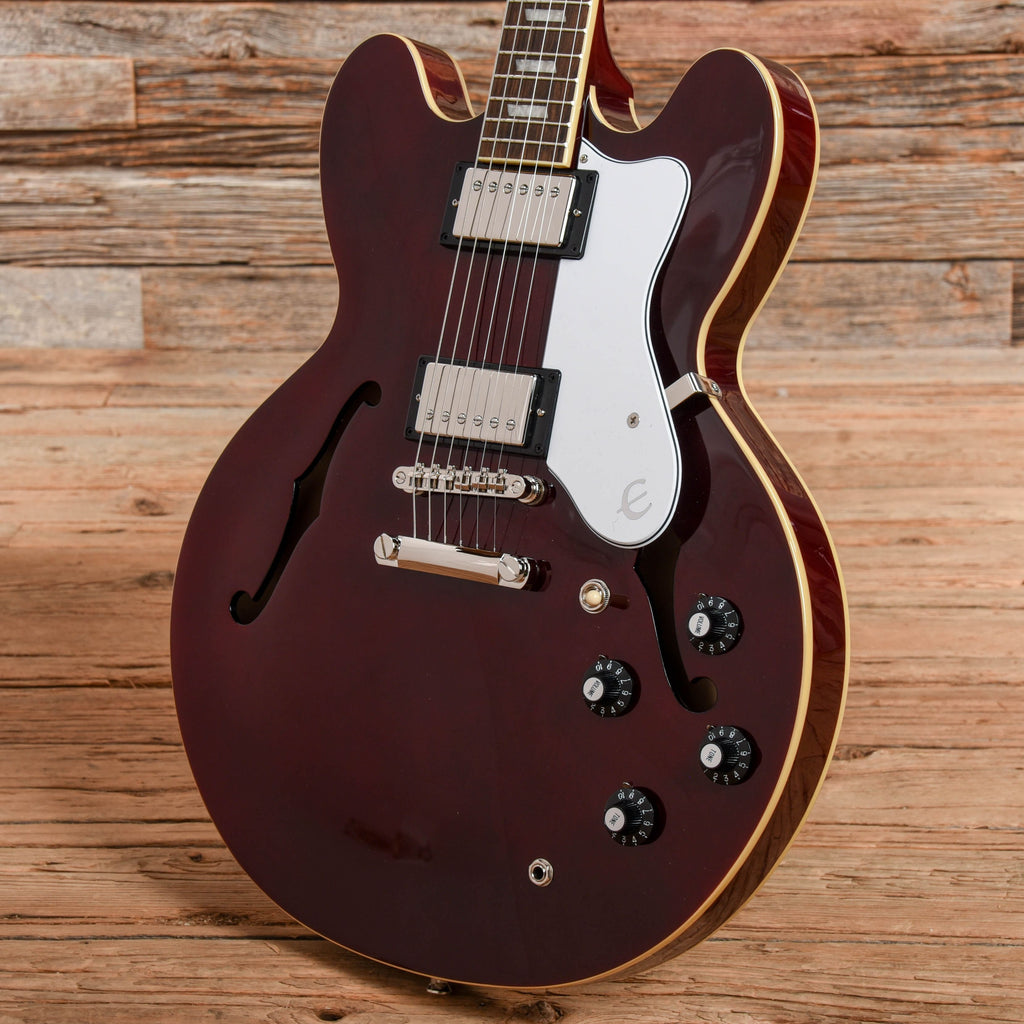 Epiphone Noel Gallagher Signature Riviera Wine Red 2022 - View 2 | MusicMarket