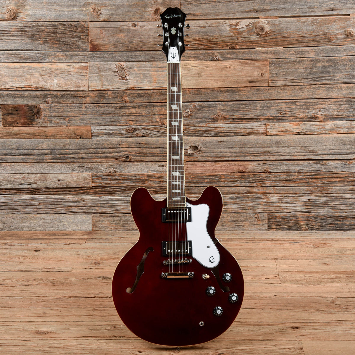 Epiphone Noel Gallagher Signature Riviera Wine Red 2022 - View 4 | MusicMarket