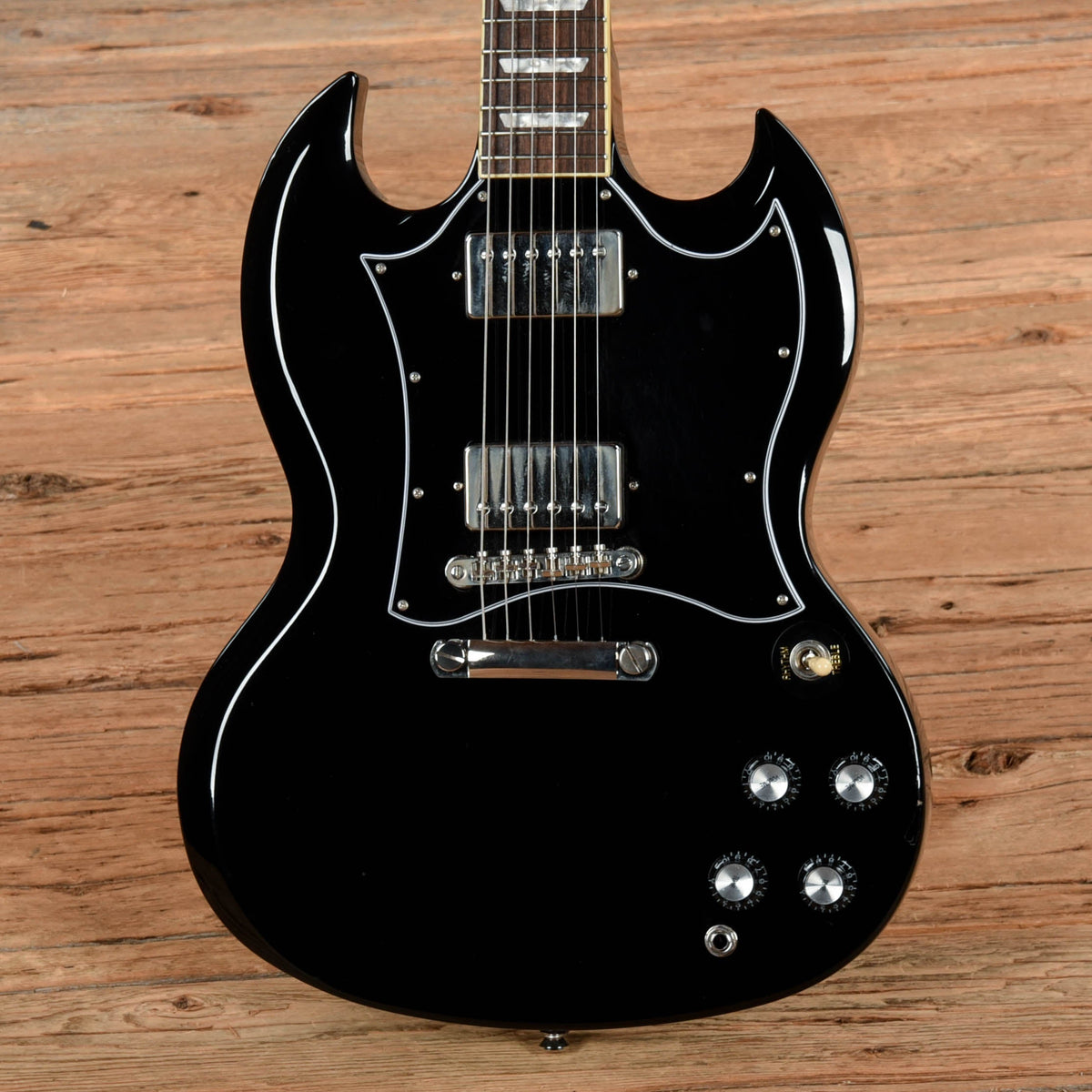 Epiphone SG Standard Ebony 2024 - View 2 | MusicMarket