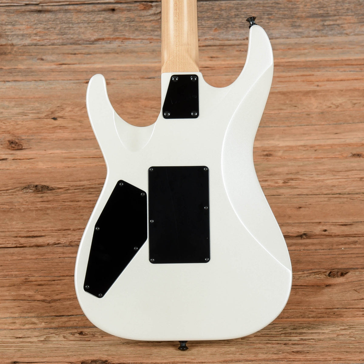 ESP USA M-II Pearl White 2020 - View 3 | MusicMarket