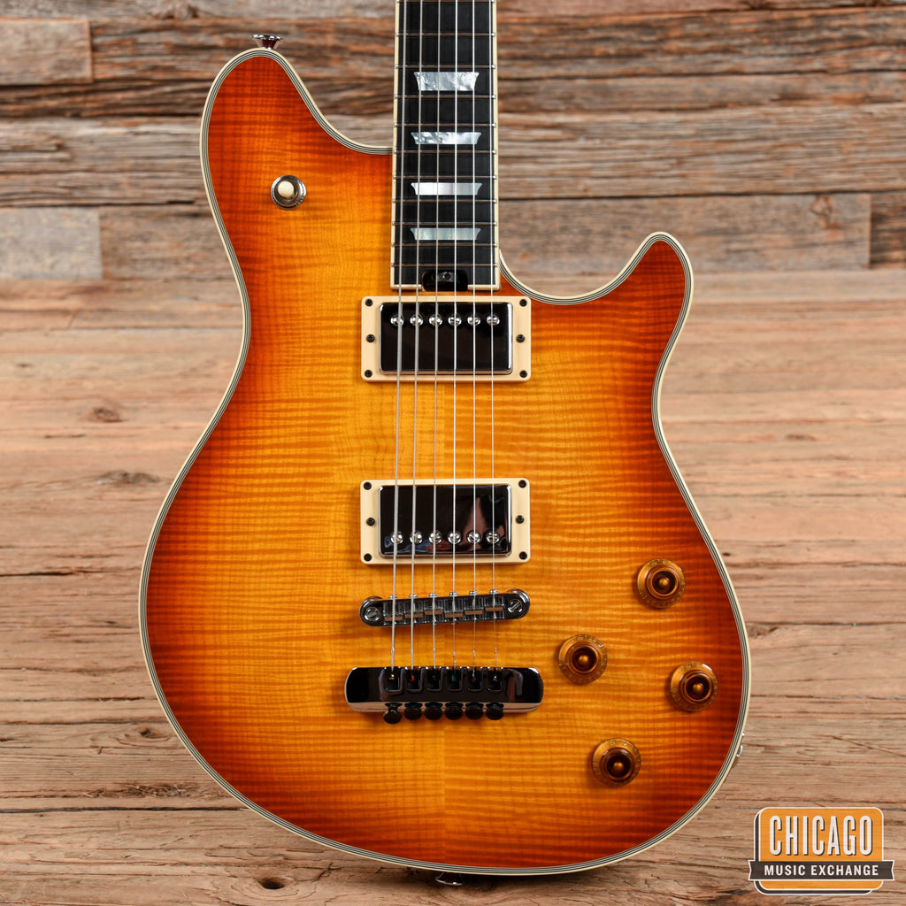 EVH Wolfgang Custom Cherry Burst - View 3 | MusicMarket