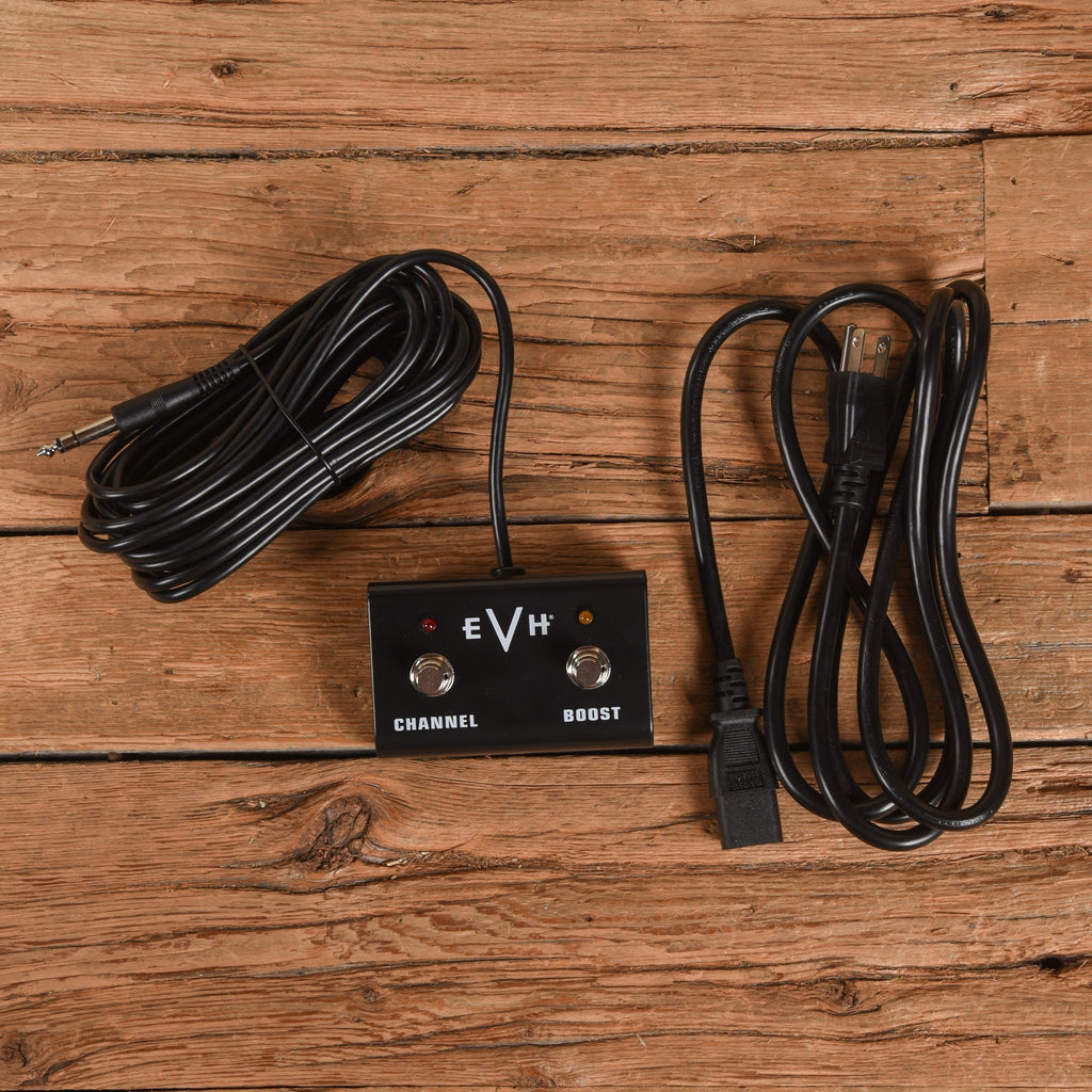EVH 5150 Iconic Series 2-Channel 40-Watt 1x12" Guitar Combo - View 4 | MusicMarket