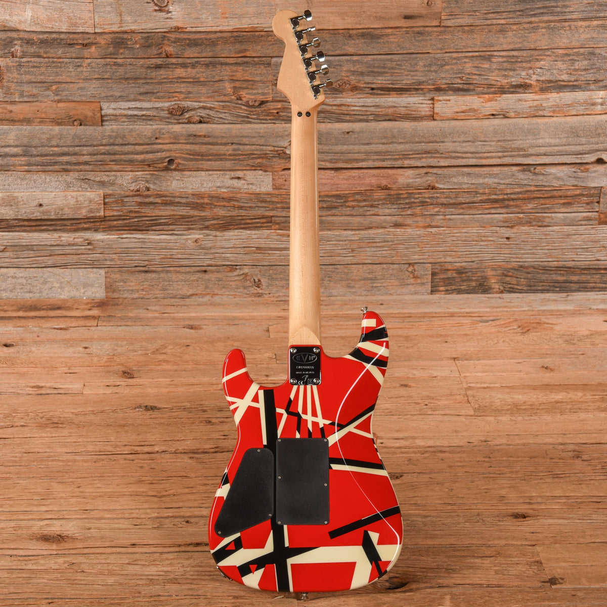 EVH Striped Series Red / White / Black 2020 - View 5 | MusicMarket