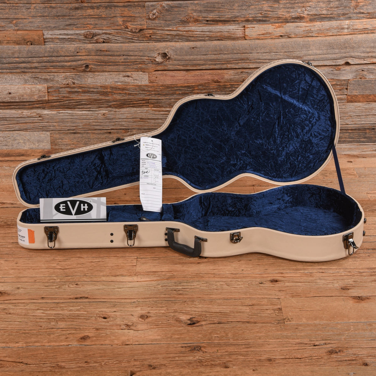 EVH SA-126 Special Stealth 2024 - View 9 | MusicMarket