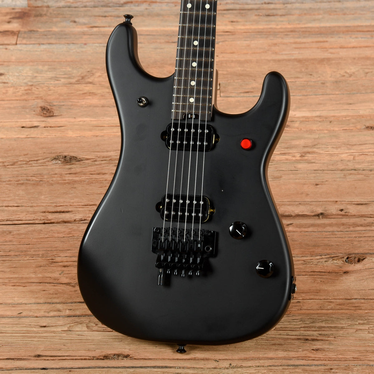 EVH 5150 Standard Stealth 2022 - View 2 | MusicMarket