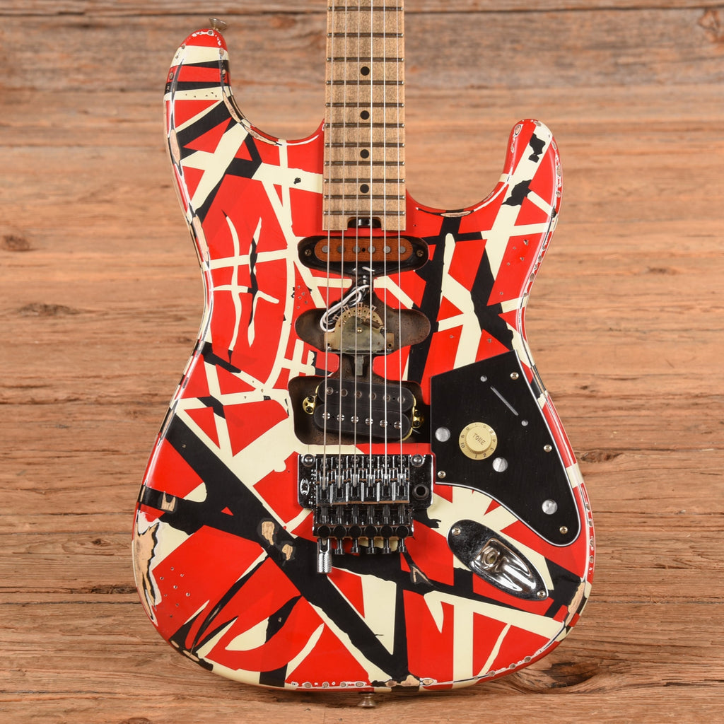 EVH Striped Series Frankie Relic Red / White / Black Stripes 2021 - MusicMarket