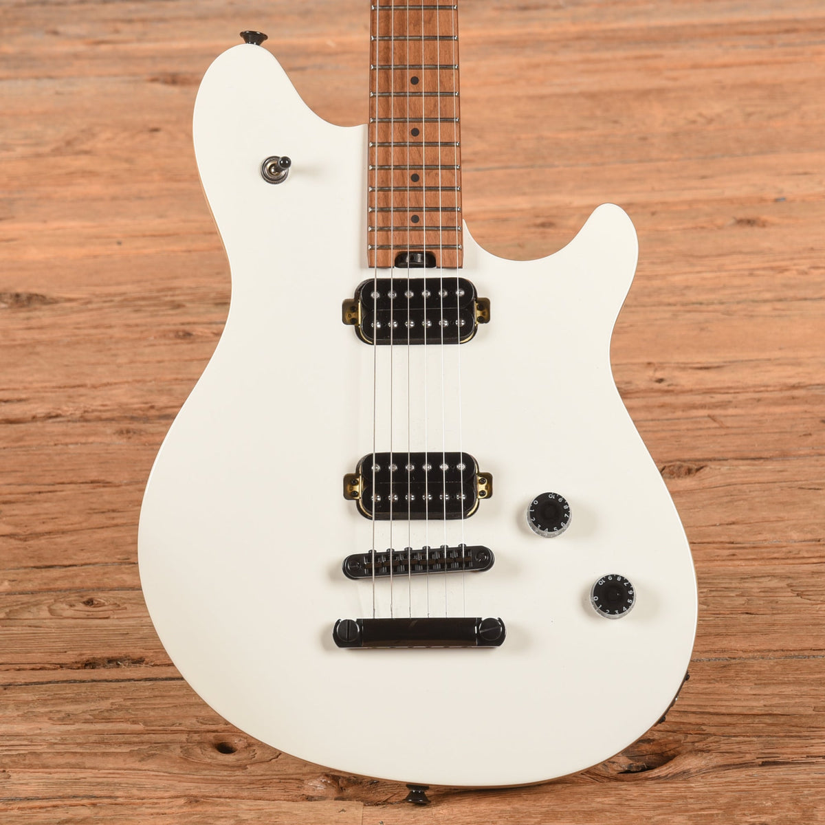 EVH Wolfgang Standard TOM White 2024 - MusicMarket