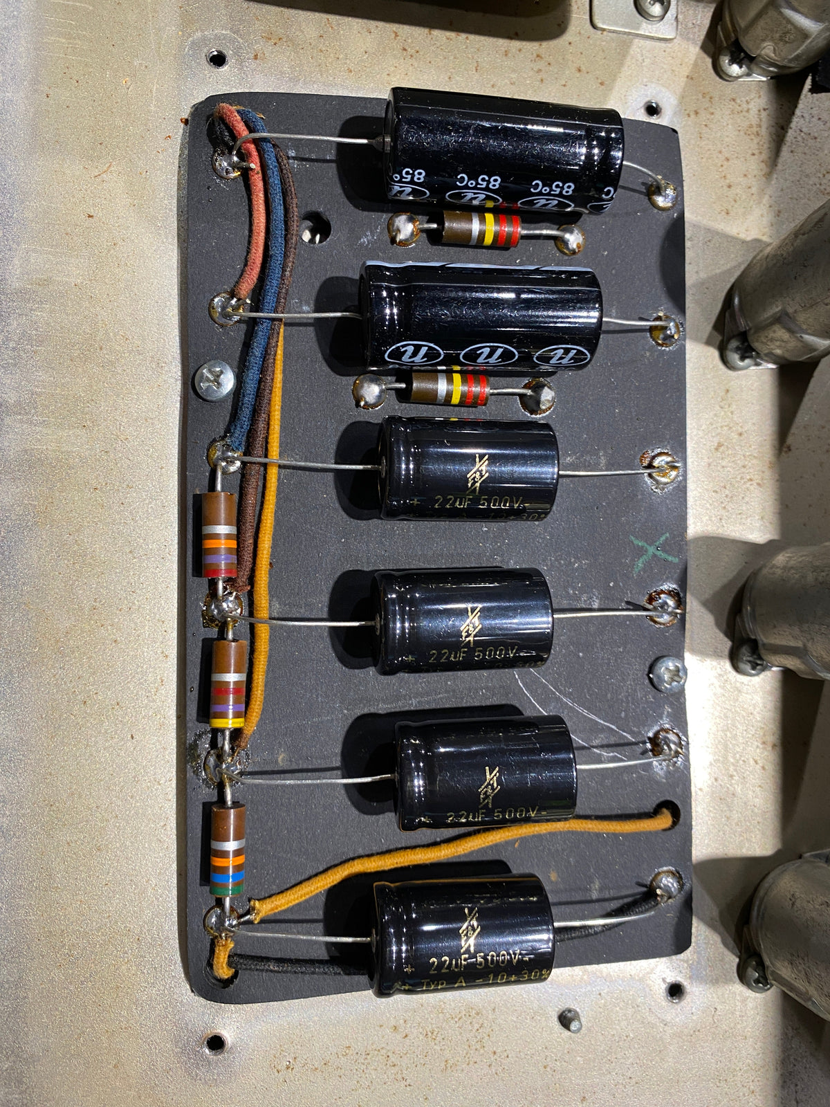 Fender Bassman 6G6-B Head 1964 - View 6 | MusicMarket