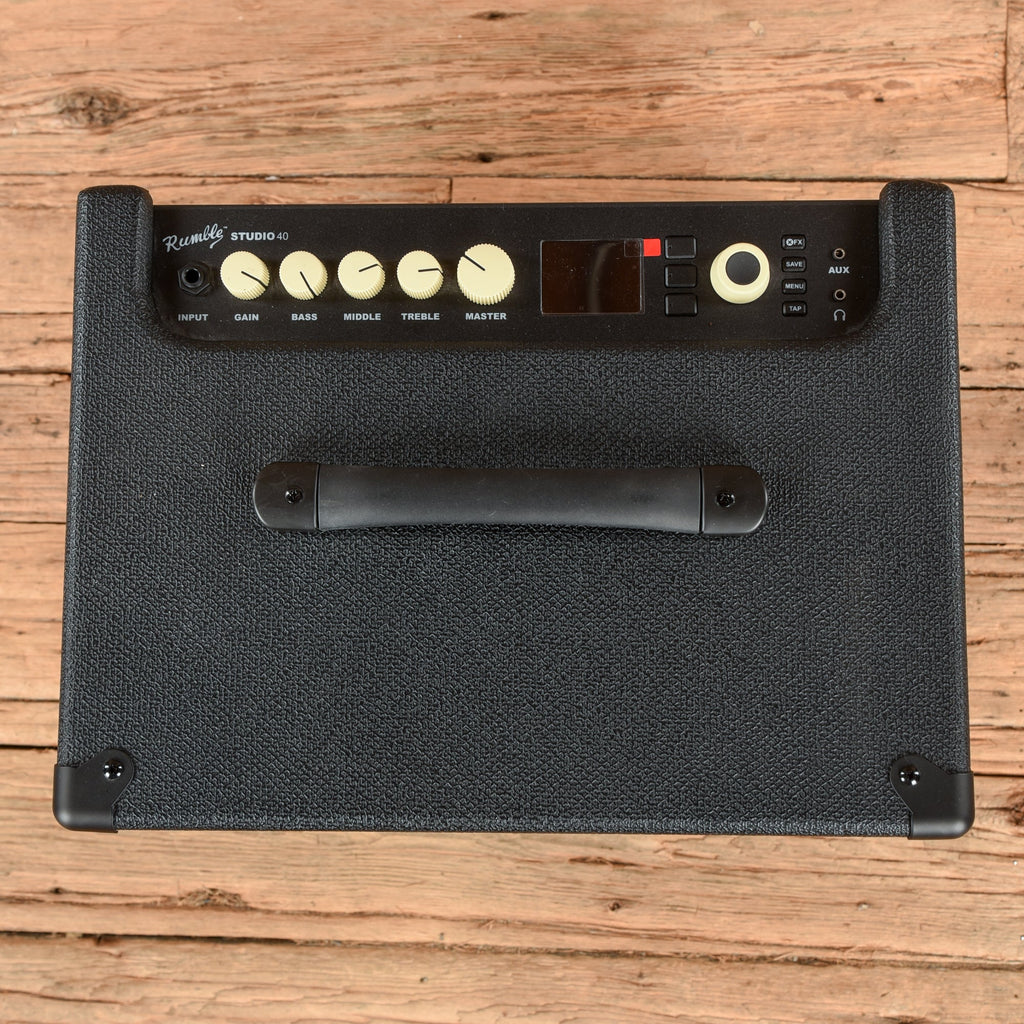 Fender Rumble Studio 40 Watt 1x10" Bass Combo 2025 - View 3 | MusicMarket