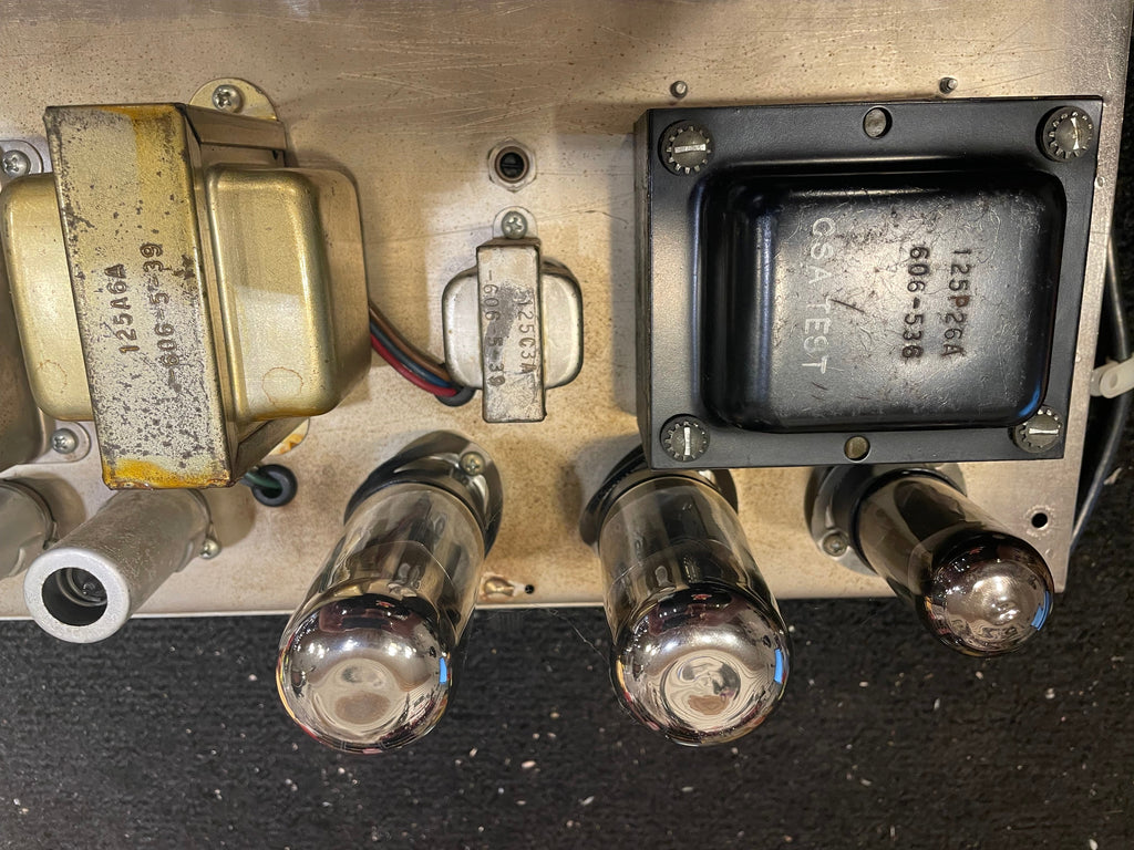Fender Vibrolux Reverb 1965 - View 4 | MusicMarket