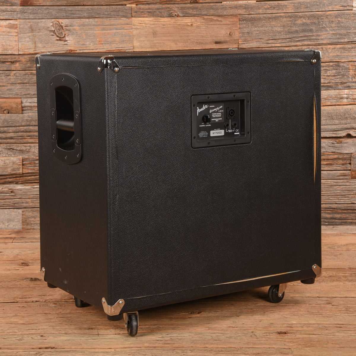 Fender Bassman Neo 4x10 Bass Cabinet - View 2 | MusicMarket