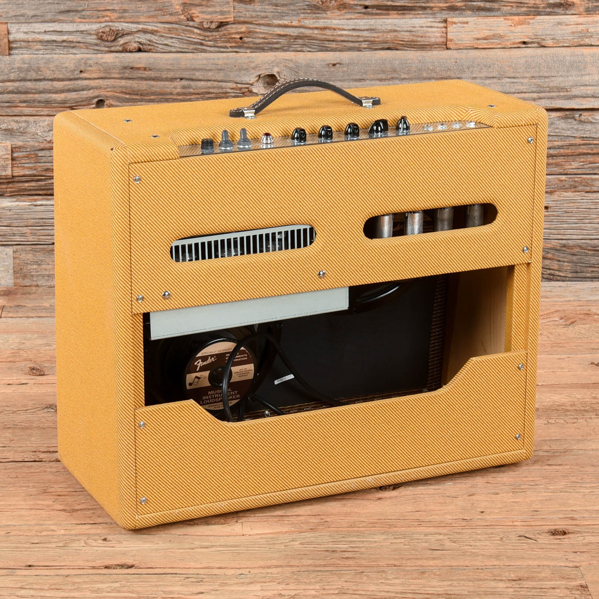 Fender '57 Custom Twin Amp 40-Watt 2x12" Guitar Combo Amp - View 2 | MusicMarket
