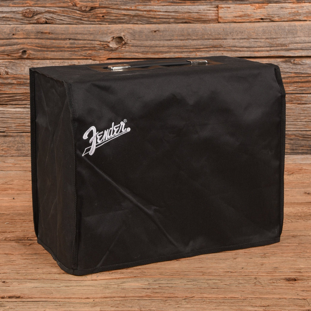 Fender '65 Princeton Reverb Reissue 12-Watt 1x12" Guitar Combo Amp - View 3 | MusicMarket