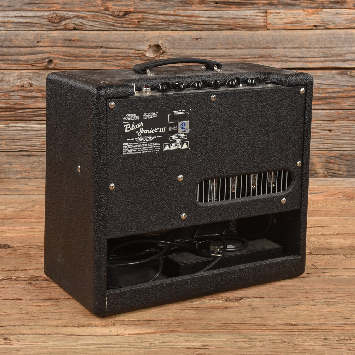 Fender Blues Junior III 15-Watt 1x12" Guitar Combo - View 2 | MusicMarket