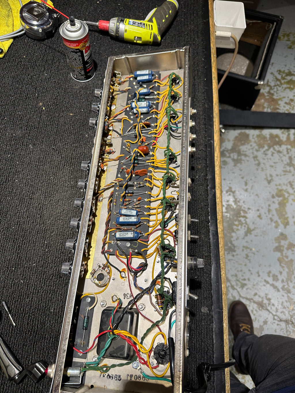 Fender Deluxe Reverb 1965 - View 6 | MusicMarket