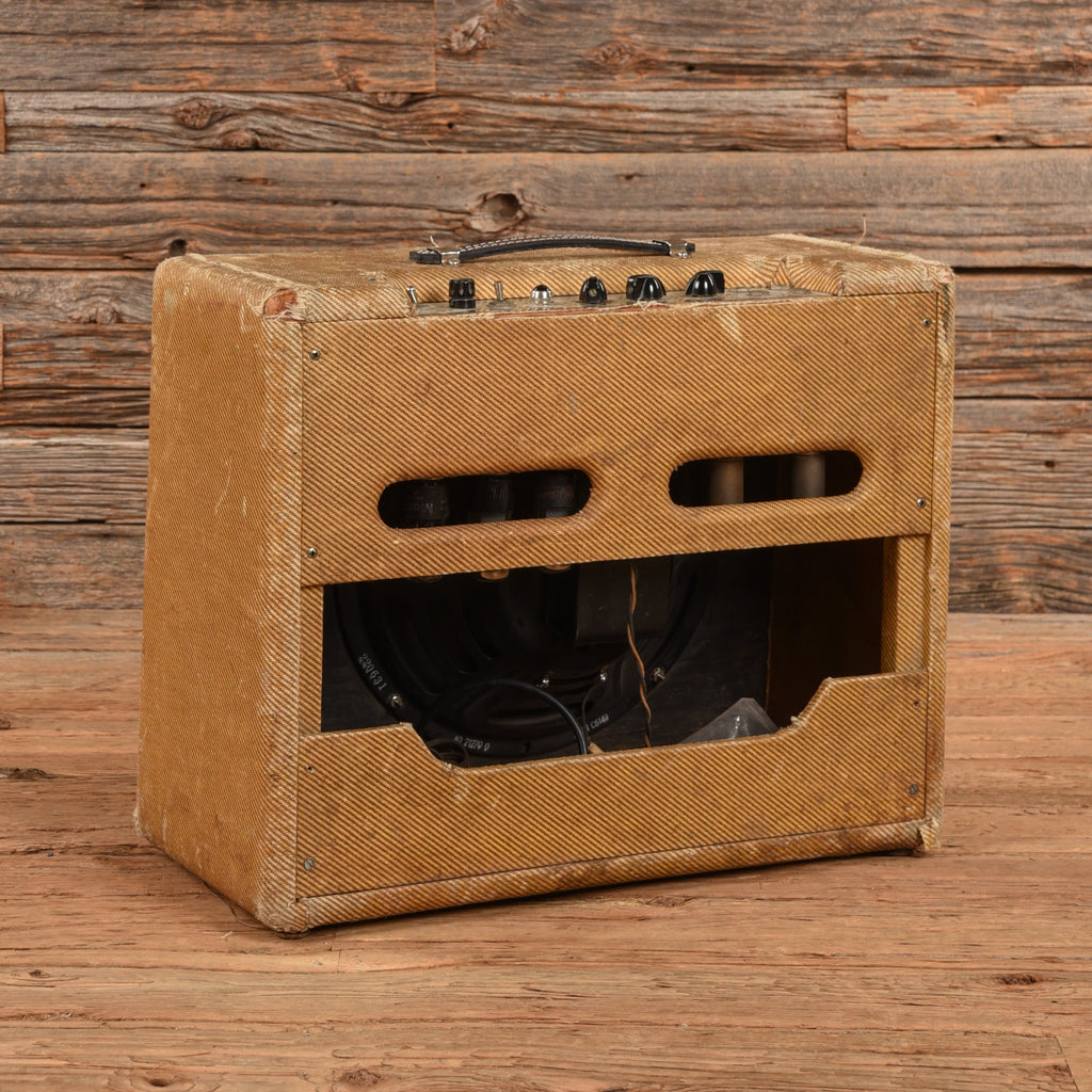 Fender Deluxe Tweed Amplifier 1956 - View 2 | MusicMarket