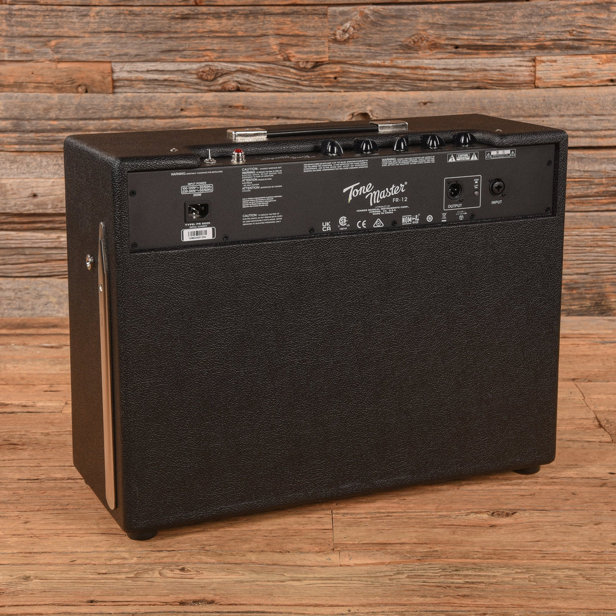 Fender FR-12 Powered Speaker Cabinet - View 2 | MusicMarket