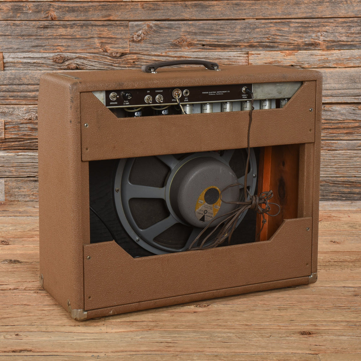 Fender Pro-Amp 6G5-A Brown Panel 40-Watt 1x15" Guitar Combo 1961 - View 2 | MusicMarket