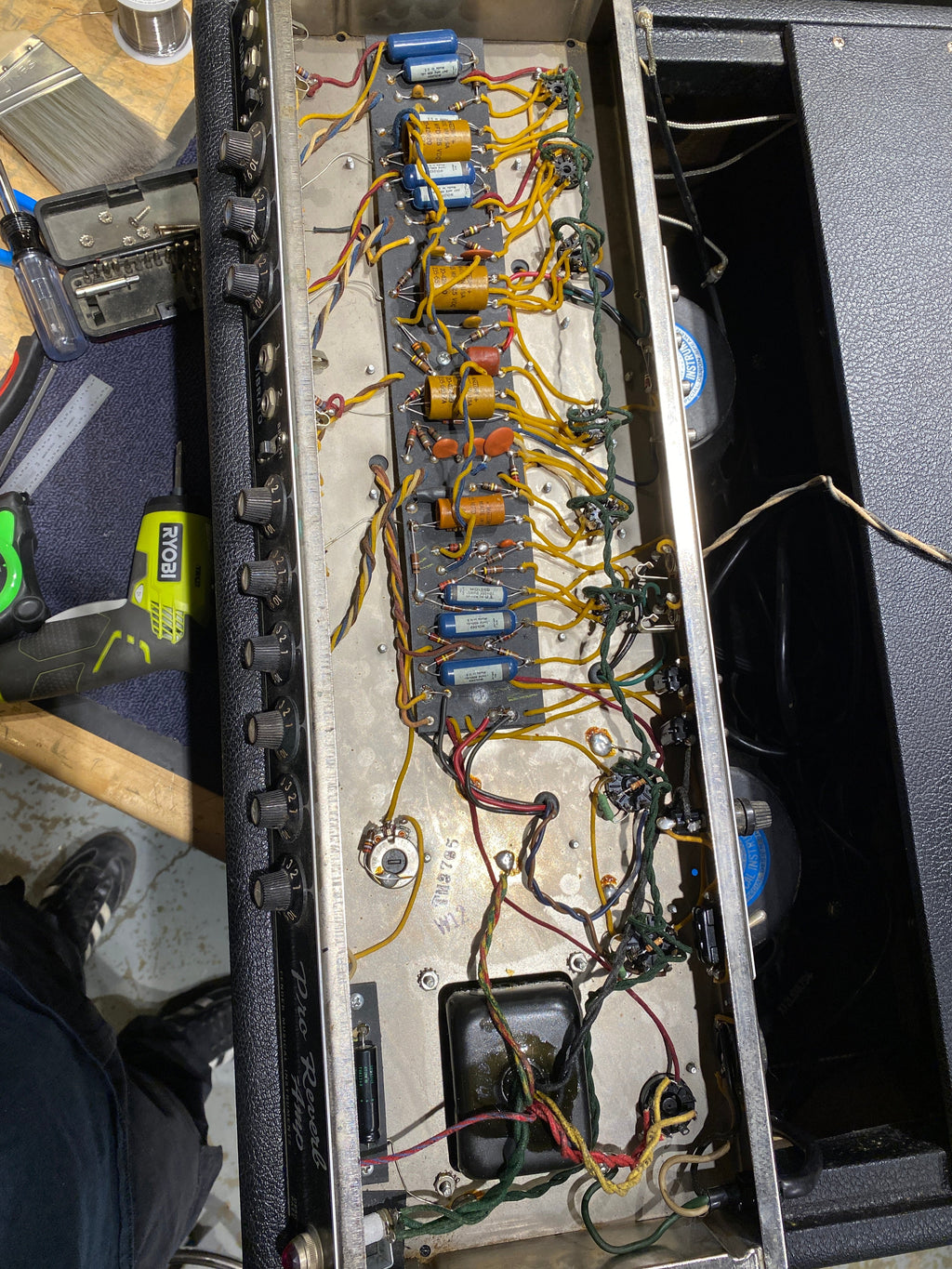 Fender Pro Reverb 1965 - View 10 | MusicMarket